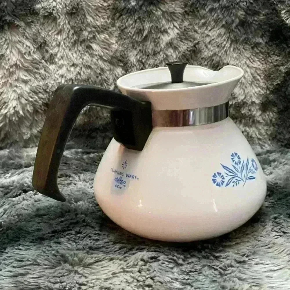 Vintage Corningware blue cornflower  teapot/coffee pot - Picture 2 of 13